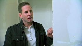 Flipping 101 with Tarek El Moussa S01E09 A Horrible Hoarder House WEB x264-ROBOTS [eztv]