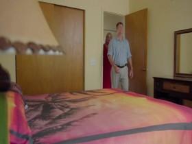 Hawaii Hunters S01E10 Out of the Box 480p x264-mSD [eztv]