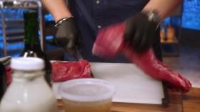 Beat Bobby Flay S24E10 BBF Beat my Best Friend iNTERNAL 720p WEB x264-ROBOTS [eztv]