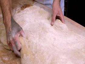 The Best Thing I Ever Ate S10E02 Ill Have What Theyre Having 480p x264-mSD [eztv]