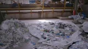 Four Corners S60E26 Plastic Wars 720p HDTV x264-CBFM [eztv]