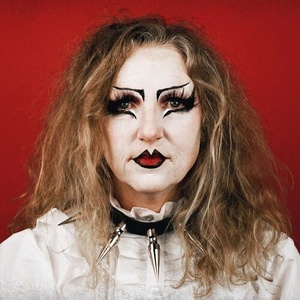 CAROLESDAUGHTER - please put me in a medically induced coma EP (2022) Mp3 320kbps [PMEDIA] ⭐️