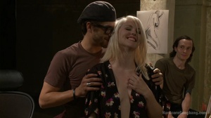 [Kink] (Mandy Muse) 19 Year Old Cutie Art Student-first Time Gang Bang XXX (2014) (1080p HEVC) [GhostFreakXX]