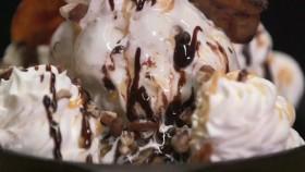 Mans Greatest Food S03E13 Desserts WEB x264-CAFFEiNE [eztv]