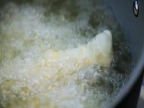 Jamie Cooks Italy S01E05 Sicily 480p x264-mSD [eztv]