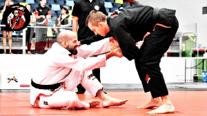 [ FreeCourseWeb ] Udemy - Brazilian Jiu Jitsu Course -Ultimate Guard Passing Volume 1