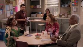 Mr Iglesias S02E06 1080p HEVC x265-MeGusta [eztv]