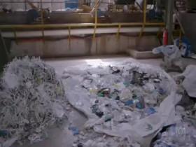 Four Corners S60E26 Plastic Wars 480p x264-mSD [eztv]