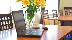 [ FreeCourseWeb ] Udemy - The 6 steps to unlock your confidence