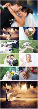 DesignOptimal Bride and groom wedding stock photo