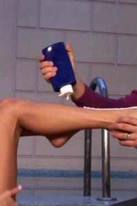 AltErotic 19 10 01 Jasmine Rouge Gives Her Man A Footjob XXX 720p HEVC x265 PRT XvX