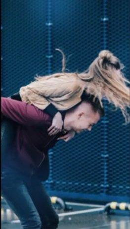 DesignOptimal Pond5 Holiday Travel Show 87239902