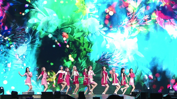 BLURAY IZONE 1ST CONCERT IN JAPAN EYES ON ME