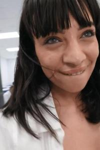 Mofos 23 08 15 Sasha Pearl Sneaky Office Hijinks XXX 1080p HEVC x265 PRT XvX