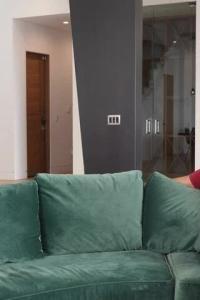 AnalMom 23 08 15 Cherry Kiss Back To School Fun XXX 720p HD WEBRip x264 TGxXX XvX