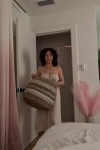 ManyVids 2023 Mama Fiona Fill StepMommy Up XXX 720p HEVC x265 PRT XvX