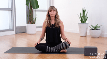 FreeCourseWeb The Collective Yoga 10 Minute Stretch Shoulders Neck