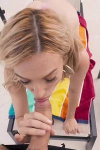 IKnowThatGirl 23 09 08 Lindsey Lakes Overstaying And Oversexed XXX 1080p HEVC x265 PRT XvX