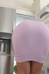 MomWantsCreampie 23 08 16 Demi Diveena Stepmom Ate My Cake So I Ate Her Pie XXX 720p HD WEBRip x264