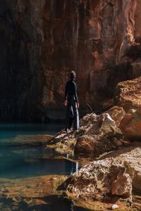 Becca Mancari Left Hand 2023 24Bit 44 1kHz FLAC PMEDIA