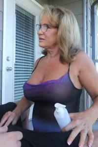 Over40Handjobs 23 11 15 Lana Lee XXX 720p HEVC x265 PRT XvX