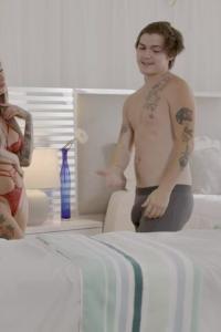 DogHouseDigital 23 12 20 Lolly Dames Anal Play With Mommy XXX 1080p HEVC x265 PRT XvX