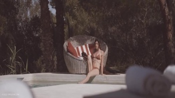 FrolicMe 23 05 13 Julia Rocca Just Julia XXX 480p MP4 XXX