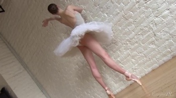 Stunning18 23 05 02 Annett A Naked Ballet XXX 480p MP4 XXX