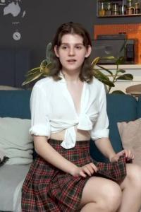 Defloration 24 02 08 Lili Petite XXX 1080p HEVC x265 PRT XvX