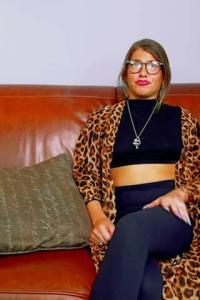 BrandNewAmateurs 24 03 18 Raelynn Athletic 20 Something Babe Is Anal About Her Yoga XXX 1080p MP4 WR