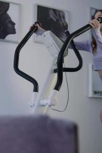 MetArt 24 05 28 Mirka Grace In Motion XXX 720p HEVC x265 PRT XvX