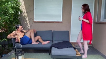 JacquieEtMichelTV Lavyana Tests the local workforce 13 08 2024