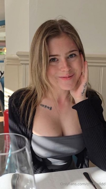 OnlyFans Chloe Wildd She is Wild