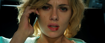 Lucy 2014 1080p H265 ITA ENG AC3 5 1 SUB ITA ENG DiClonius